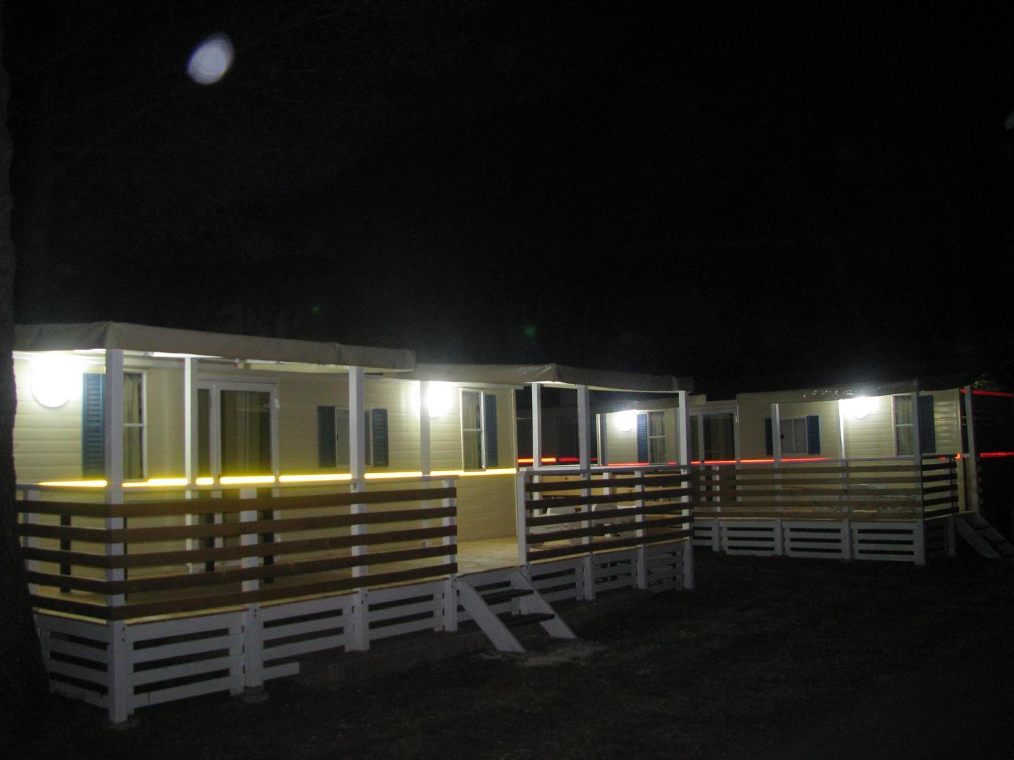 Plamar Mobile Homes Bi Village Fažana Buitenkant foto
